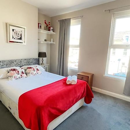 Villa Titanic At Bloomfield à Belfast Extérieur photo